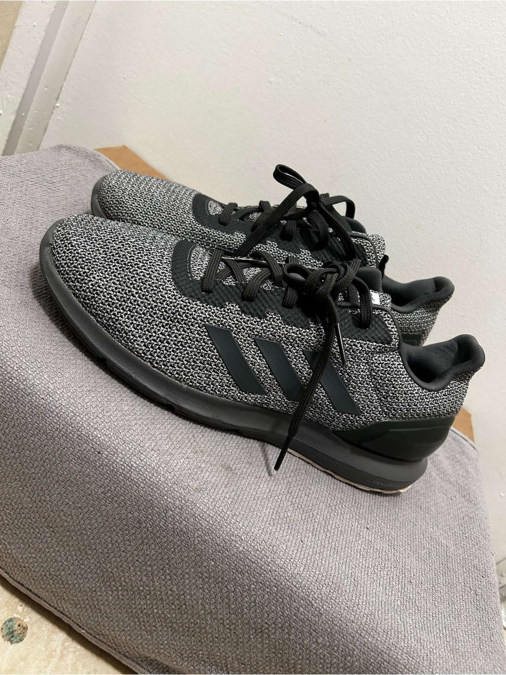 Adidas Men's Knit Training Sneakers - Black/Gray